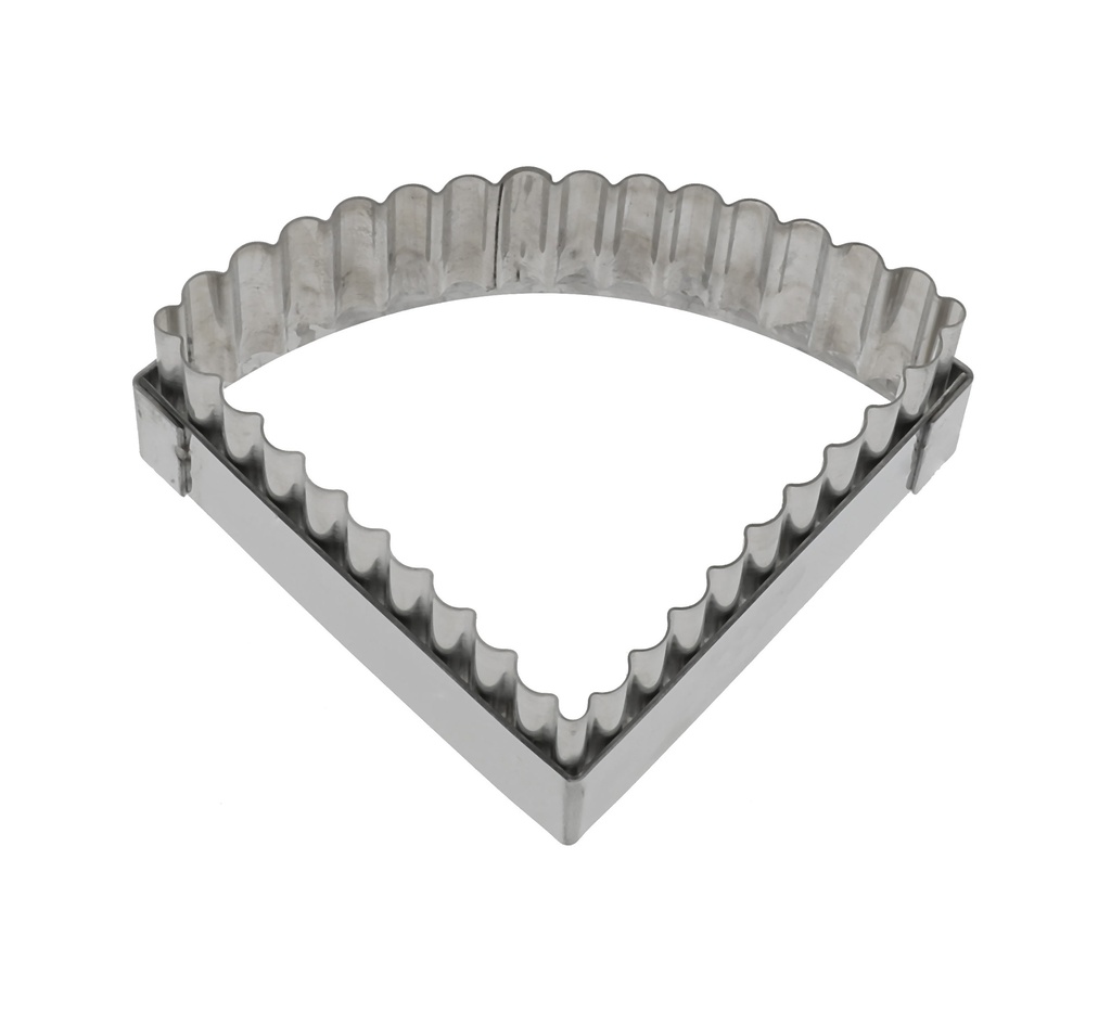 Mallard Ferrière Stainless steel fluted triangle biscuit cutter — Length: 75 mm — 02376