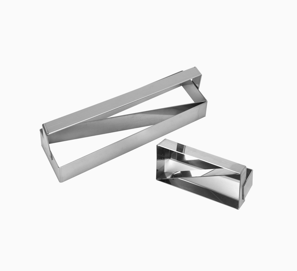 Mallard Ferrière Stainless steel croissant cutter with handle — Length: 135 mm; Width: 58 mm; Height: 35 mm — 02446
