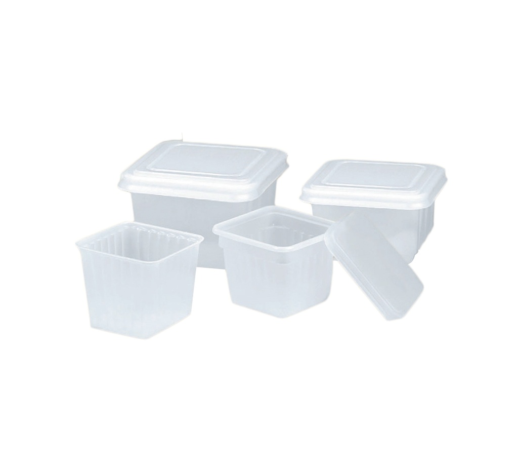 Mallard Ferrière Square plastic ice-cream moulds with lids, 750 ml, pack of 25 — 14792