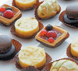 Mallard Ferrière – Nordia Calypso black oval pastry cases, No 81 Bis, pack of 1000 — 21172